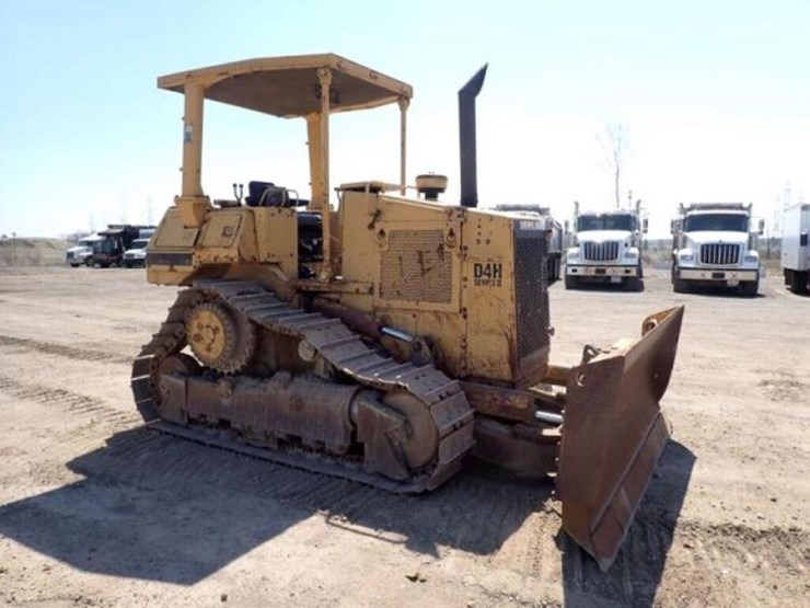 1990-caterpillar-d4h-image-3