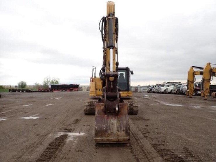 2013-caterpillar-321d-lcr-image-2