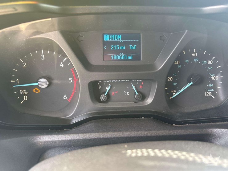 2016-ford-transit-image-26
