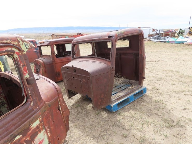 1930's-dodge-pickup-cab-for-project-image-1