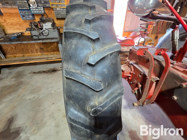 massey-ferguson-22-image-9