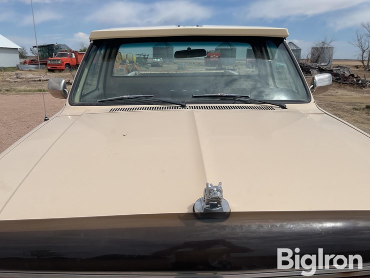 1985-chevrolet-c20-image-10