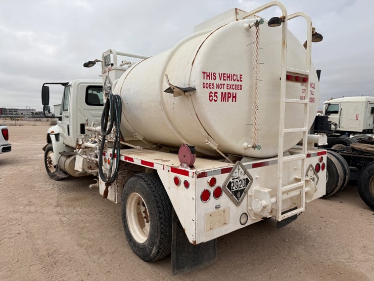 2013-international-durastar-4300-image-5