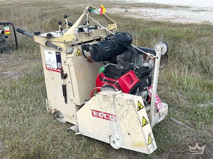 edco-ss-24-24h-self-propelled-walk-behind-concrete-saw-image-1