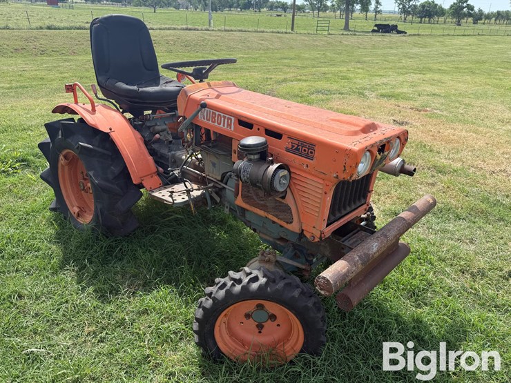 1977-kubota-b7100-image-3