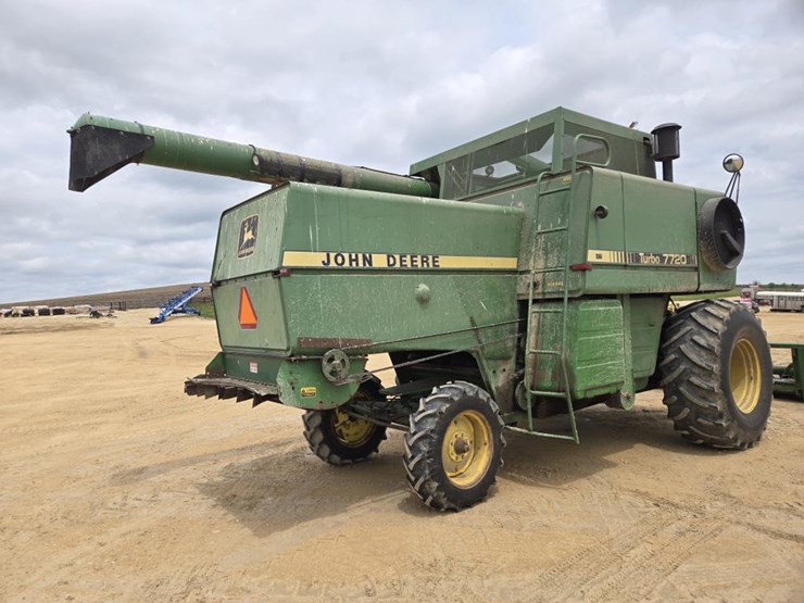 john-deere-7720-image-12