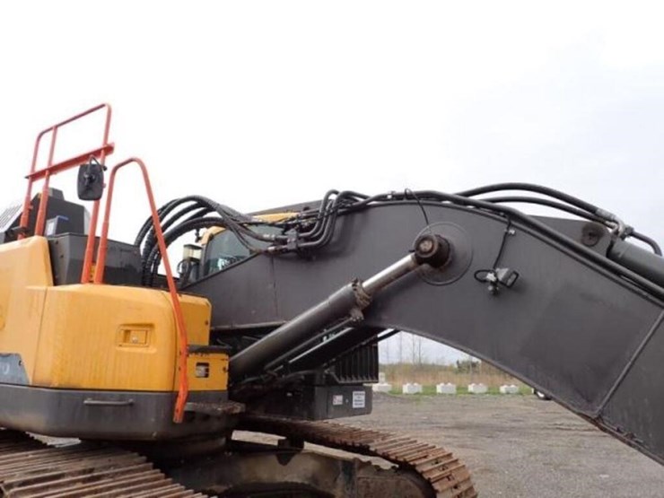 2018-volvo-ecr355el-image-32