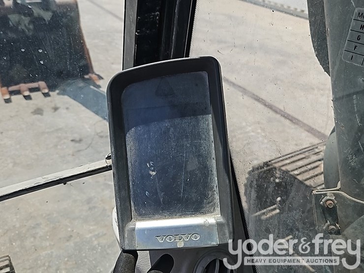 2012-volvo-ec250dl-image-41