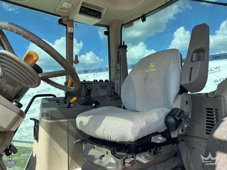 john-deere-6125m-image-13