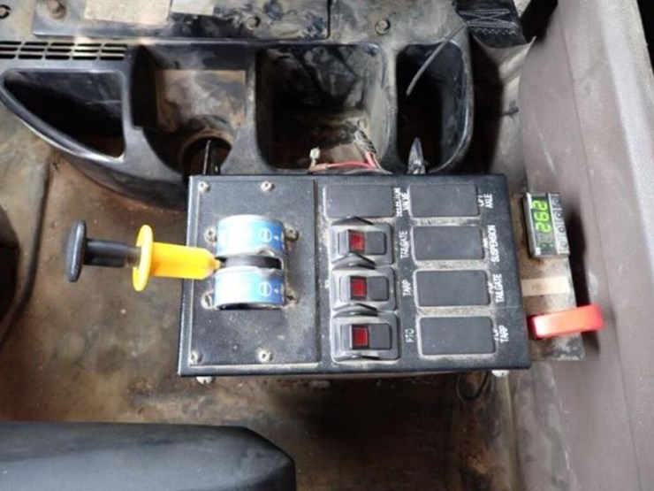 2019-international-hx620-image-20