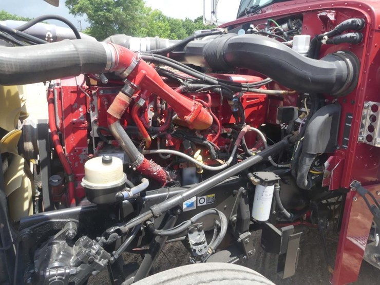 2007-peterbilt-379-image-10