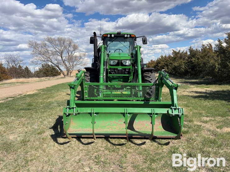 2020-john-deere-6155m-image-2