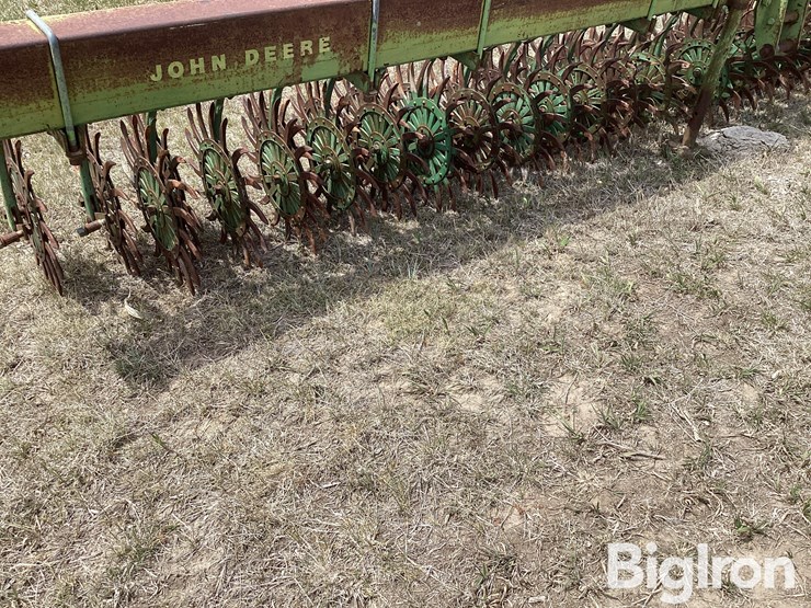 john-deere-400-image-10