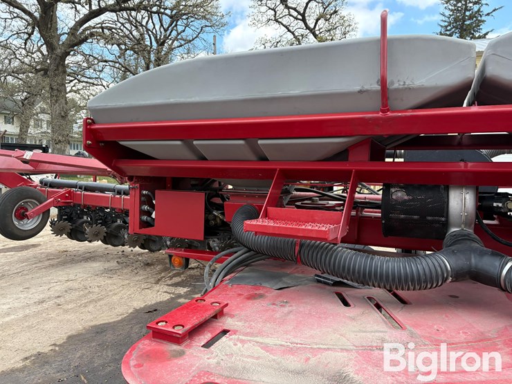case-ih-1200-image-18