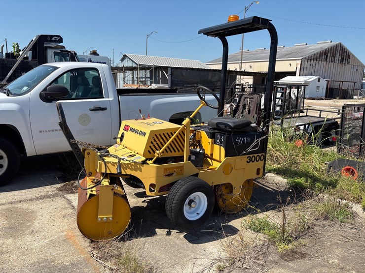 #23-•-2019-mauldin-compact-roller-image-1