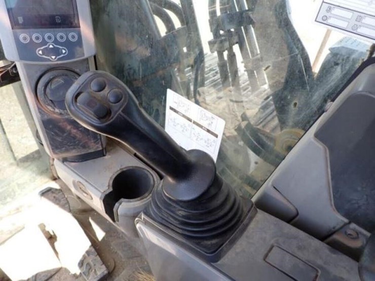 2016-caterpillar-336el-image-13