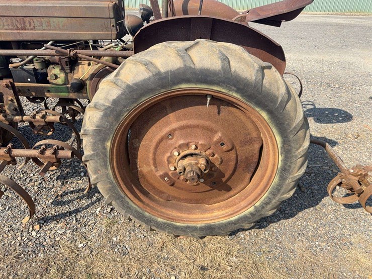 john-deere-h-image-14