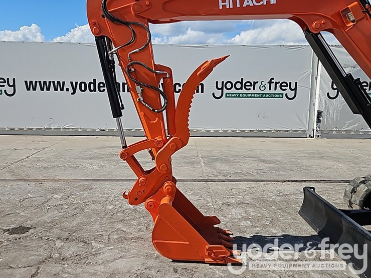 hitachi-zx55u-5a-image-18