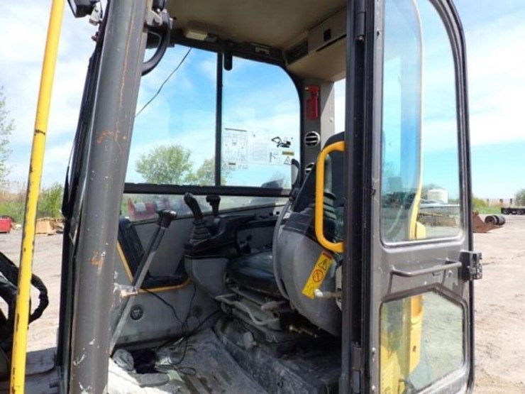 2015-volvo-ecr58d-image-19