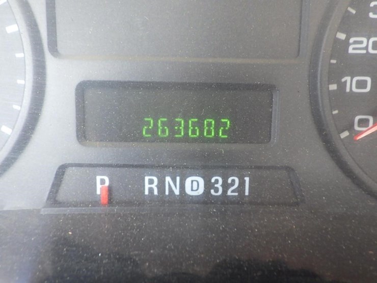 2005-ford-f550-image-41