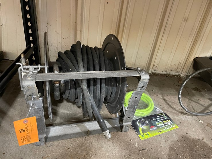 #4563-•-wall-mounted-air-hose-reel-with-hose-image-1
