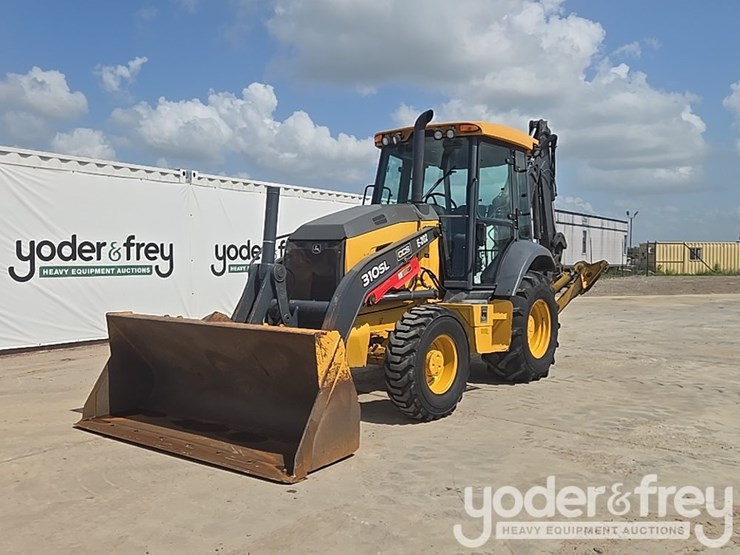 2020-deere-310sl-image-1