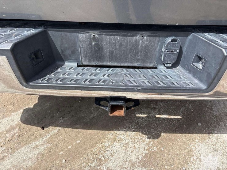 2018-nissan-titan-image-24