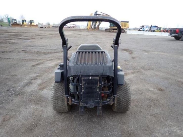2015-toro-z-master-zero-turn-mower-74267315000334-image-6