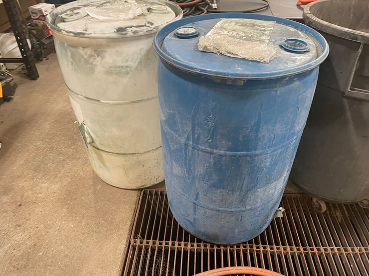 #4603-•-rolling-garbage-can-with-(2)-poly-barrels-image-4