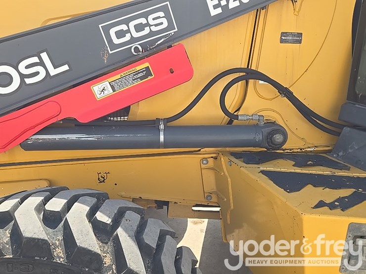 2020-deere-310sl-image-18