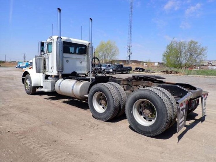2004-peterbilt-379-image-7
