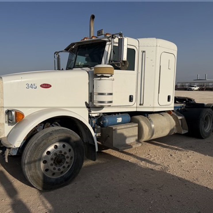 2013 PETERBILT 367