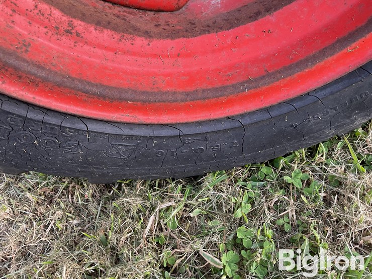 deere-tires-image-16