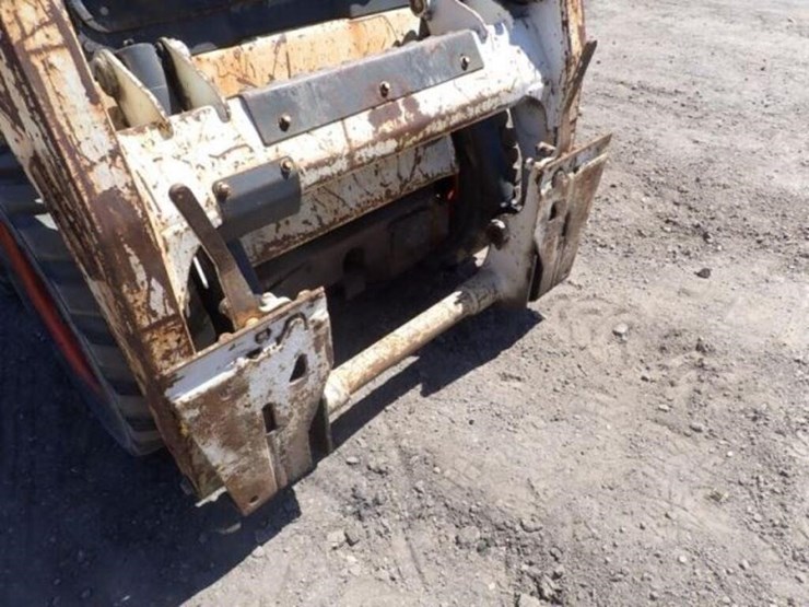 2007-bobcat-s100-image-22