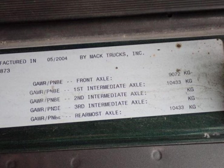 inoperable-2005-mack-cv713-granite-tri/a-vacuum-tr-image-13