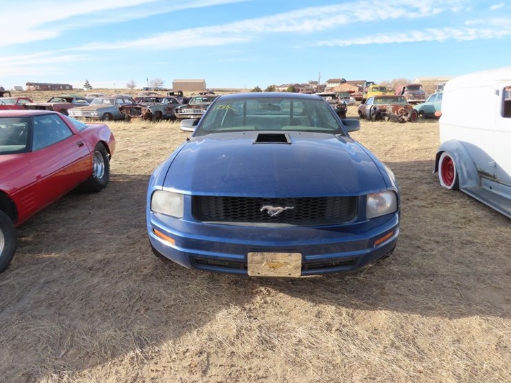 2007-ford-mustang-race-car-image-2