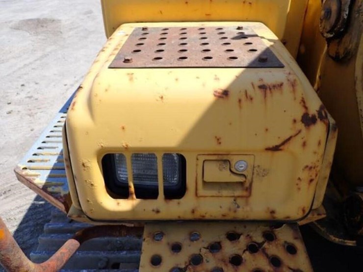 2004-deere-270c-lc-image-38