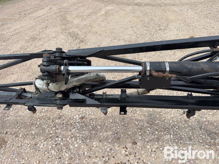 john-deere-4700-image-10