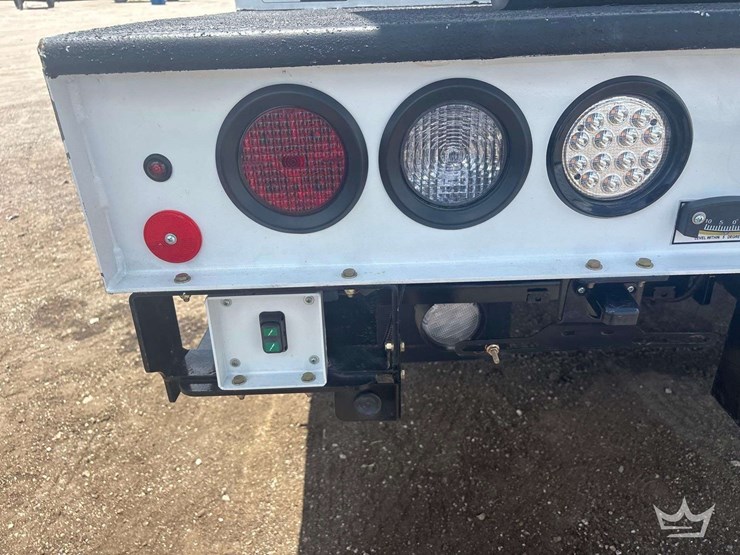 2021-ram-5500-chassis-4x4-altec-at37g-37ft.-bucket-truck-image-28