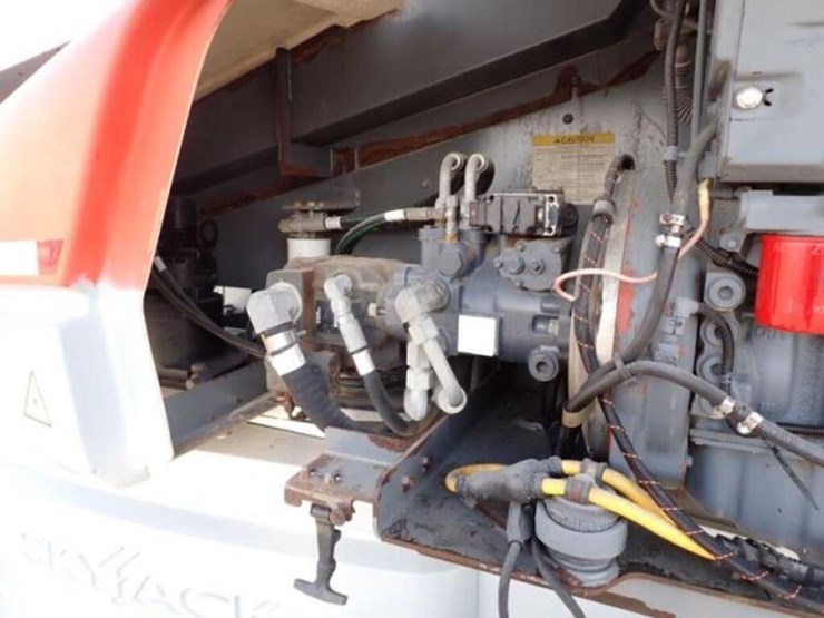 2012-skyjack-sj66t-image-17