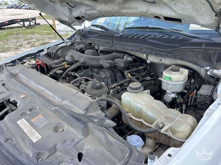 2019-ford-f450-image-24