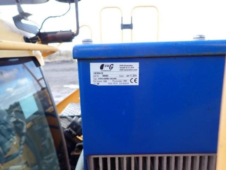 2015-volvo-ec250el-image-76