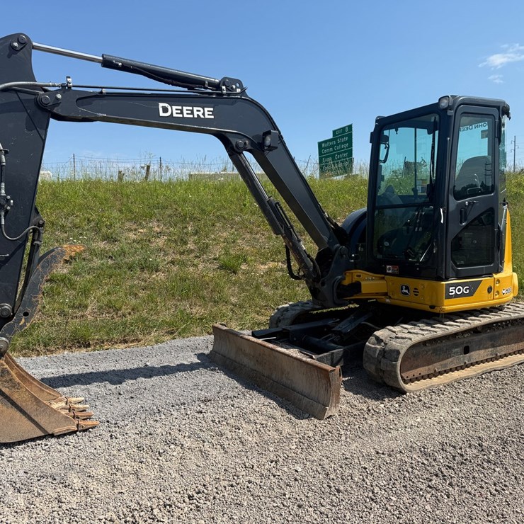DEERE 50G