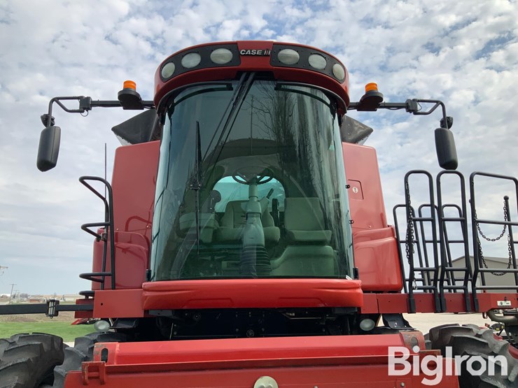 2012-case-ih-7120-image-10