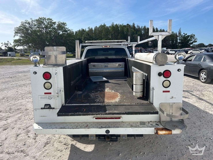 2015-ford-f350-image-24