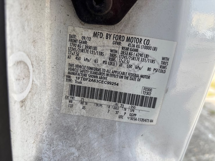 2012-ford-f250-image-13