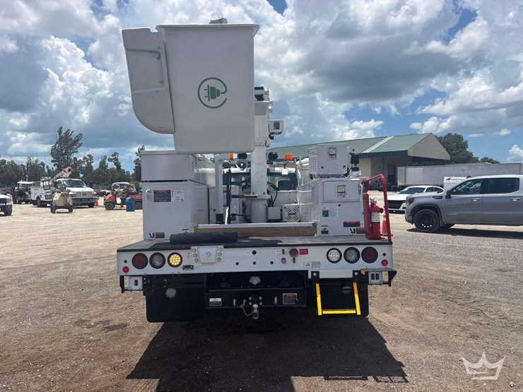2021-ram-5500-chassis-4x4-altec-at37g-37ft.-bucket-truck-image-26
