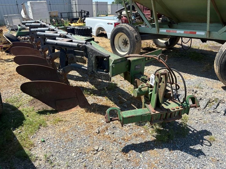 john-deere-2600-image-1