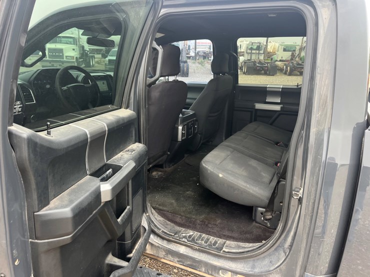 2016-ford-f150-image-17