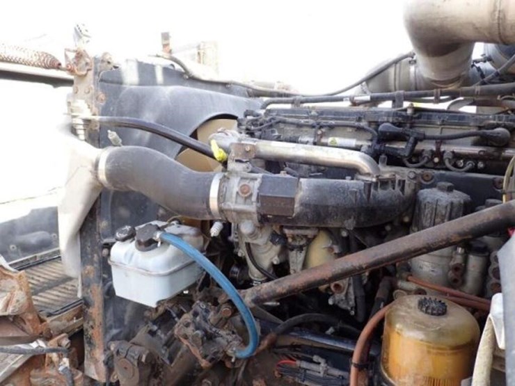 2013-western-star-4900sb-image-28
